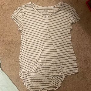 Arizona Flowy Piko Top Size Small